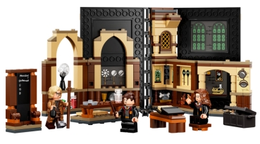 Preview: Inhalt: LEGO Harry Potter 76397 Hogwarts Moment: Verteidigungsunterricht