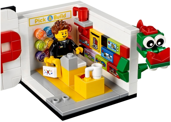 Detail 1: LEGO Iconic 40178 LEGO Store VIP Set