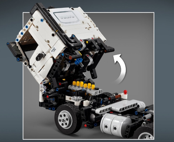 Detail 3: LEGO Technic 42175 Volvo FMX LKW mit EC230 Electric Raupenbagger